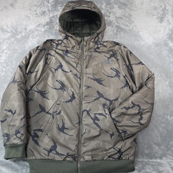 The North Face Other - North Face Reversible Jacket Camo Army Green Men's Size US L